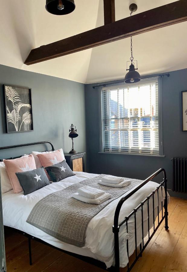 Fabulous Apartment Seconds From Beach By Whitstable-Holidays, Pudding Pan Bagian luar foto