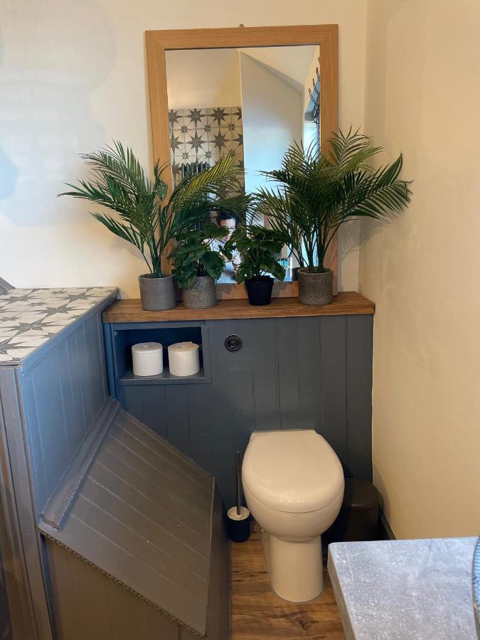 Fabulous Apartment Seconds From Beach By Whitstable-Holidays, Pudding Pan Bagian luar foto